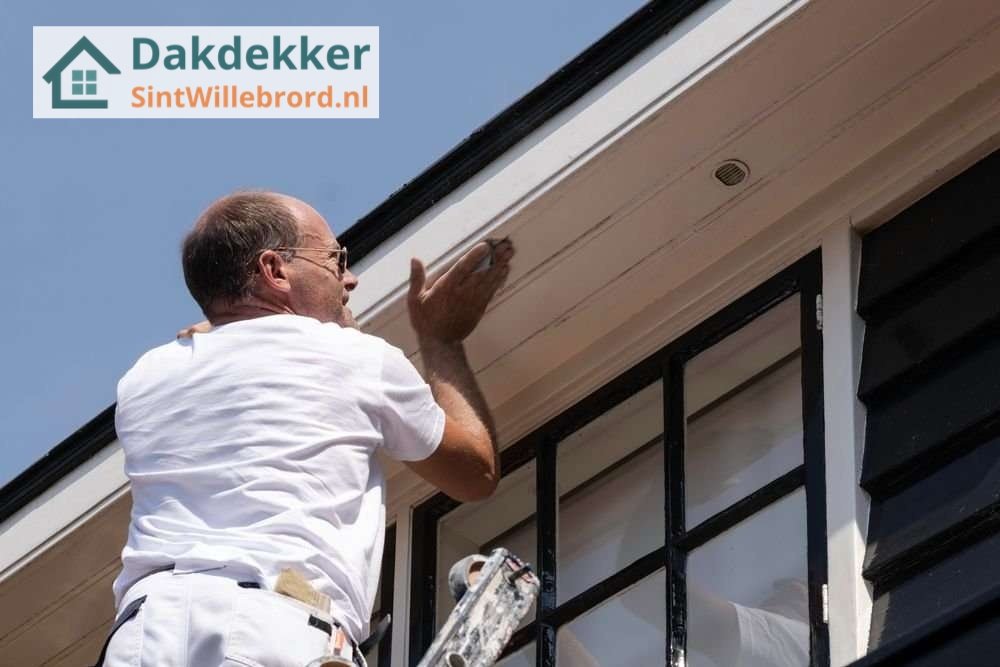 Dakgoot afwerken door onze dakdekker in Sint-Willebrord